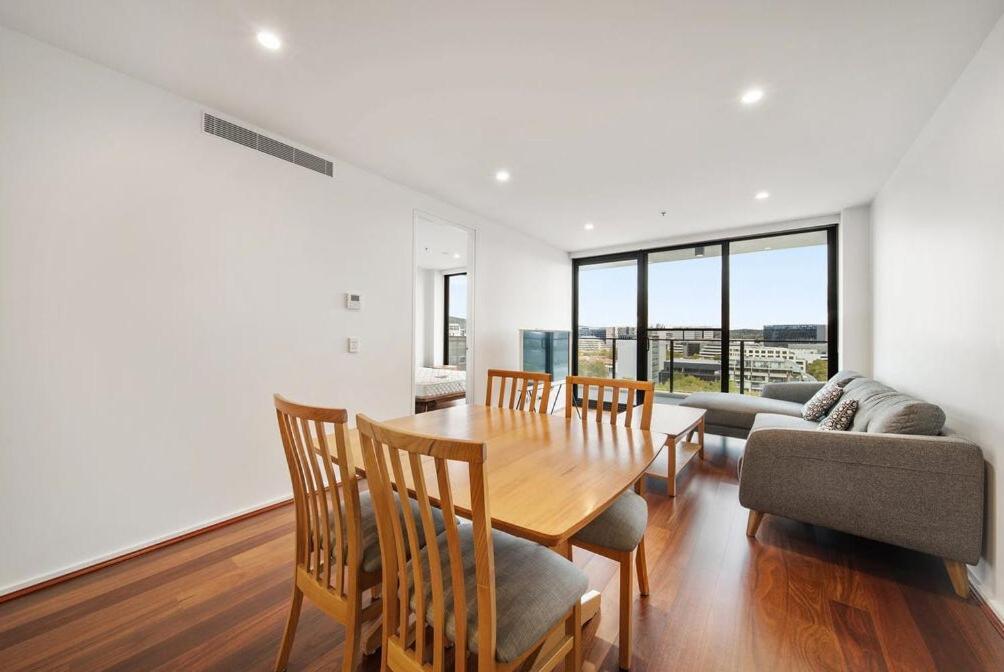 Apartment Two Bedroom In Heart Of With Parking Canberra